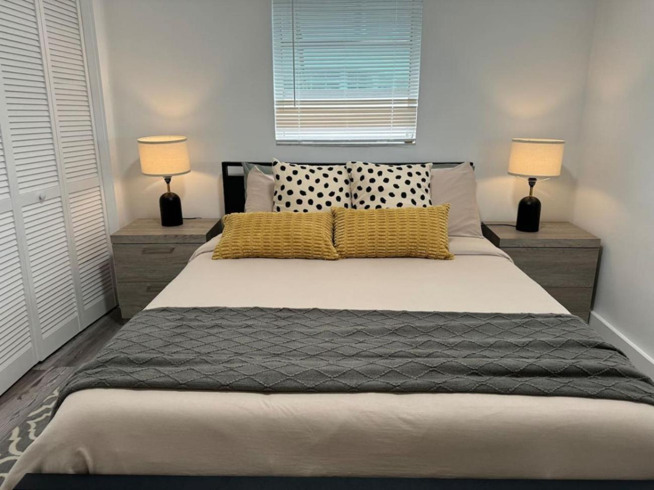 Remodeled Little Havanna Apartments Great Location Miami Zewnętrze zdjęcie